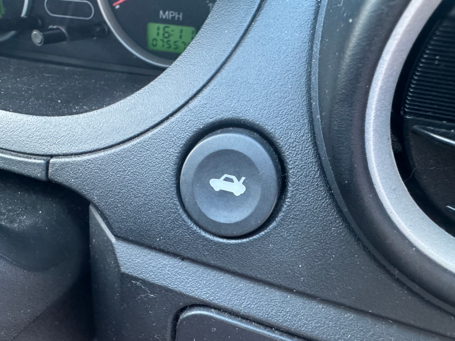 Used Ford Fiesta 2005 for sale - 76706663: Photo 14