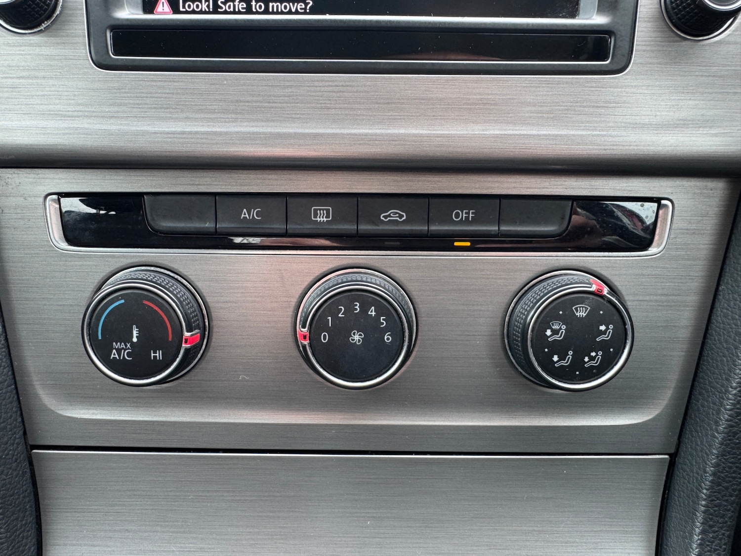 Used Volkswagen Golf 2015 for sale - 78177131: Photo 22