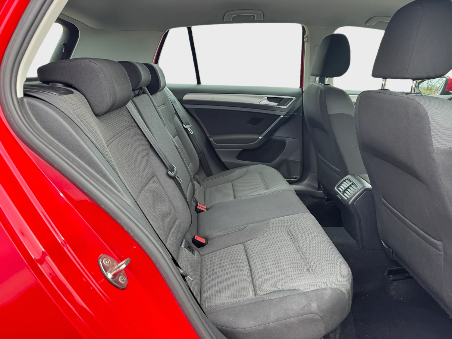 Used Volkswagen Golf 2015 for sale - 78177131: Photo 28