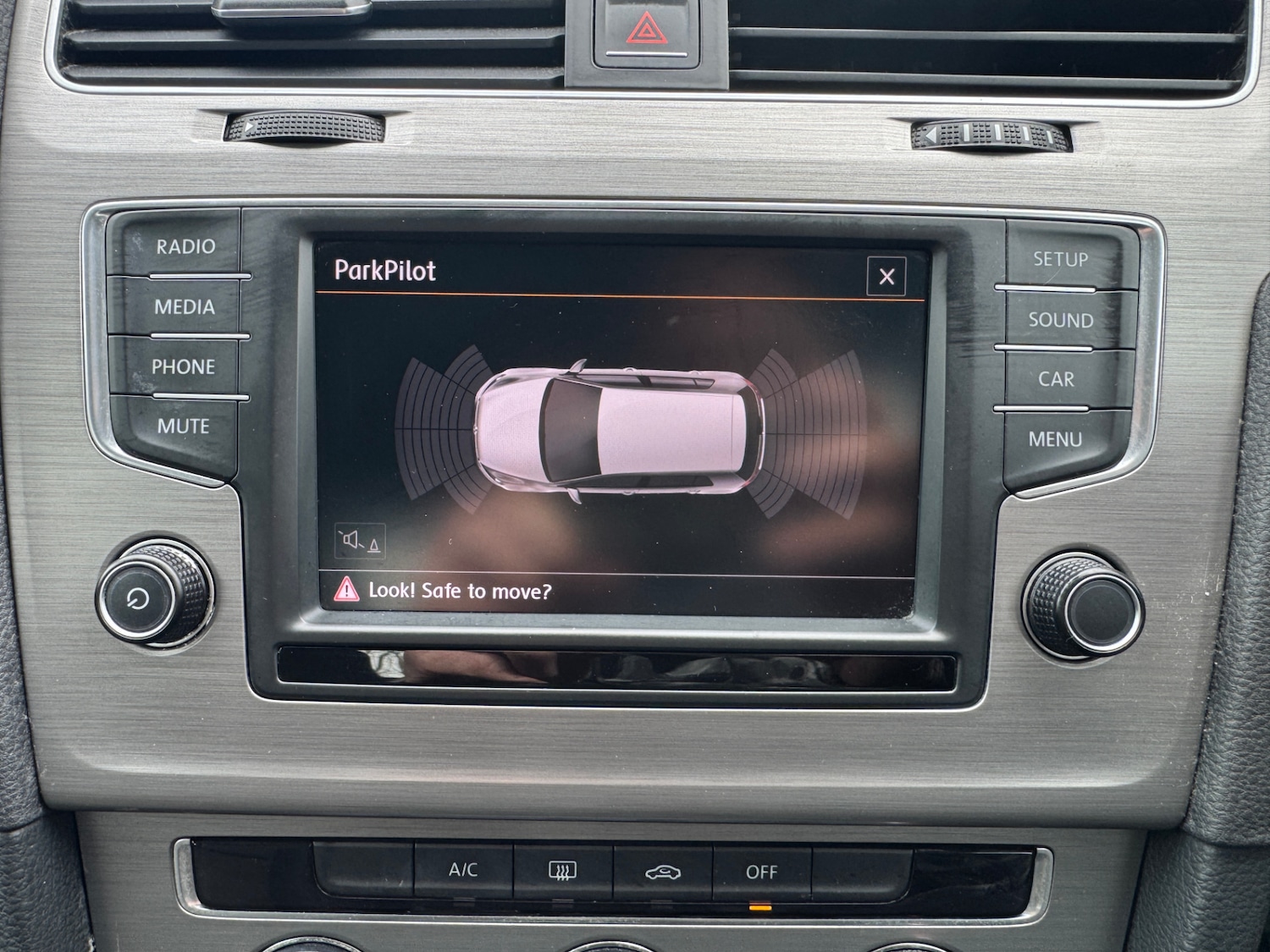 Used Volkswagen Golf 2015 for sale - 78177131: Photo 8