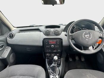 Used Dacia Duster 2015 for sale - 78826667: Photo
