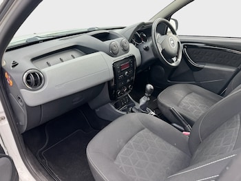 Used Dacia Duster 2015 for sale - 78826667: Photo