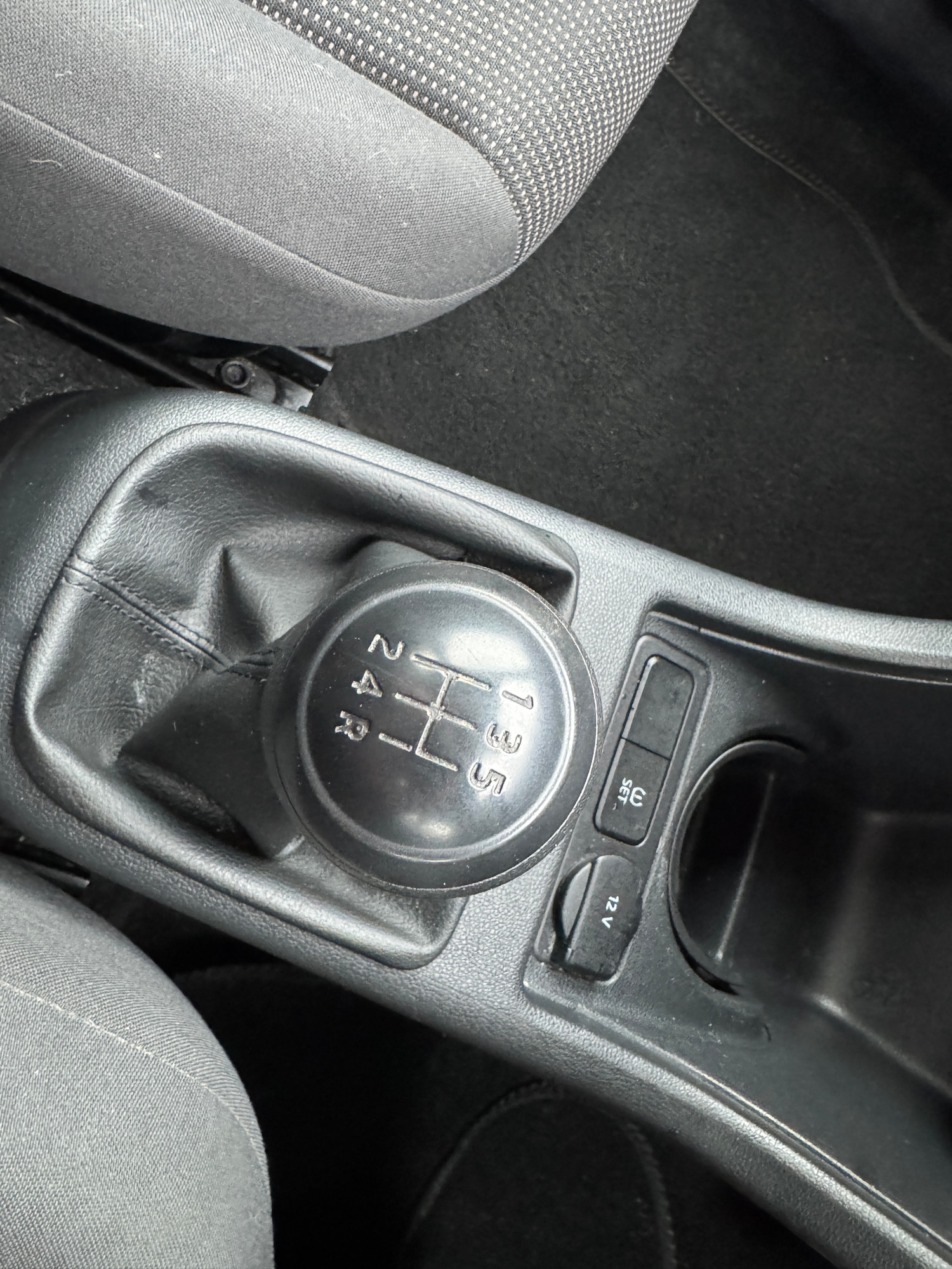 Used Volkswagen up! 2015 for sale - 77274589: Photo 21