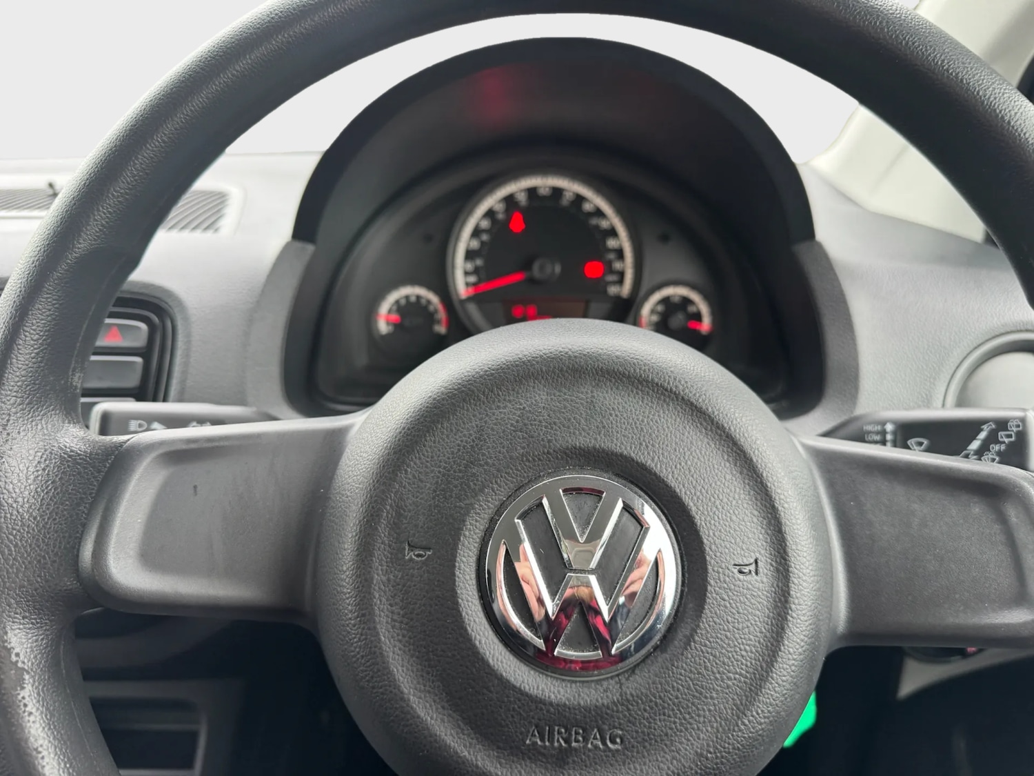 Used Volkswagen up! 2015 for sale - 77274589: Photo 25