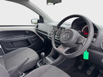 Used Volkswagen up! 2015 for sale - 77274589: Photo