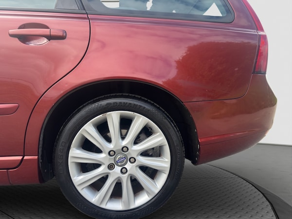 Used Volvo V50 2009 for sale - 76207498: Photo 7