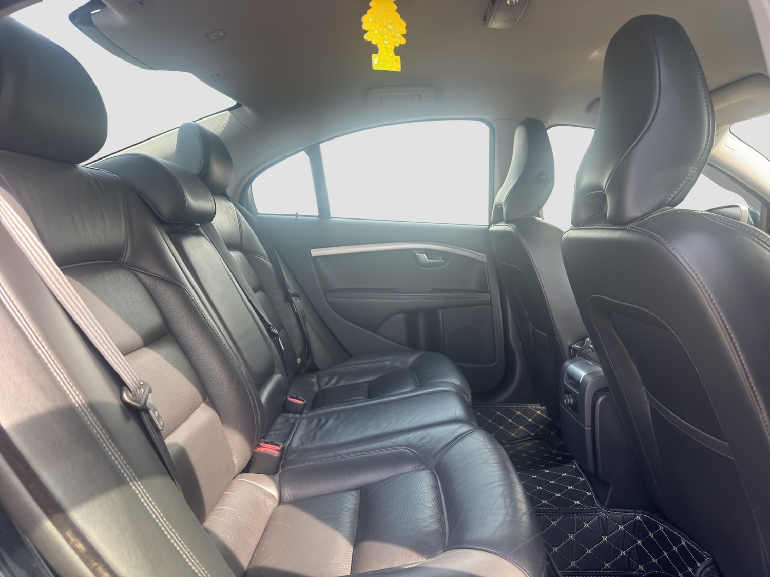 Used Volvo S80 2011 for sale - 76330882: Photo 22