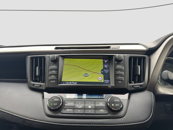 Used Toyota RAV4 2018 for sale - 74658237: Photo 25