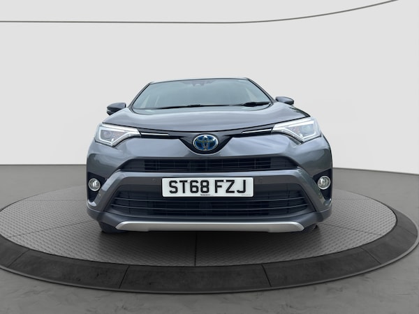 Used Toyota RAV4 2018 for sale - 74658237: Photo 7