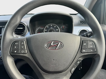 Used Hyundai i10 2014 for sale - 78523833: Photo
