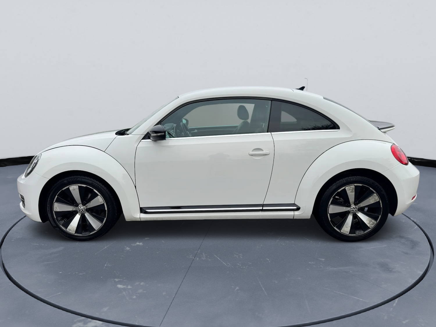 Used Volkswagen Beetle 2012 for sale - 77274157: Photo 11