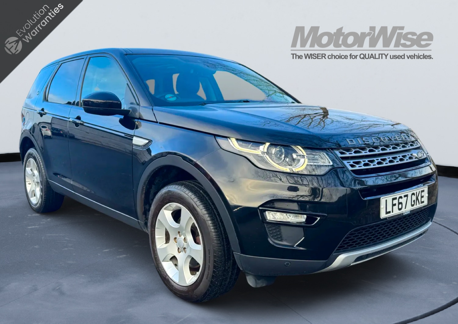 Used Land Rover Discovery Sport 2017 for sale - 76684577: Photo 1