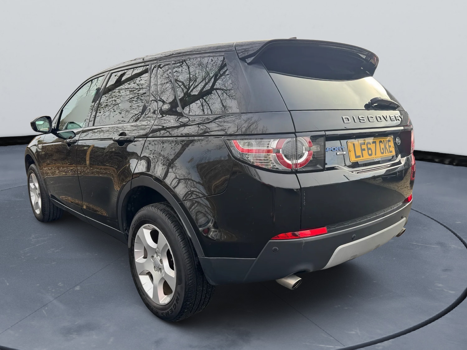 Used Land Rover Discovery Sport 2017 for sale - 76684577: Photo 11
