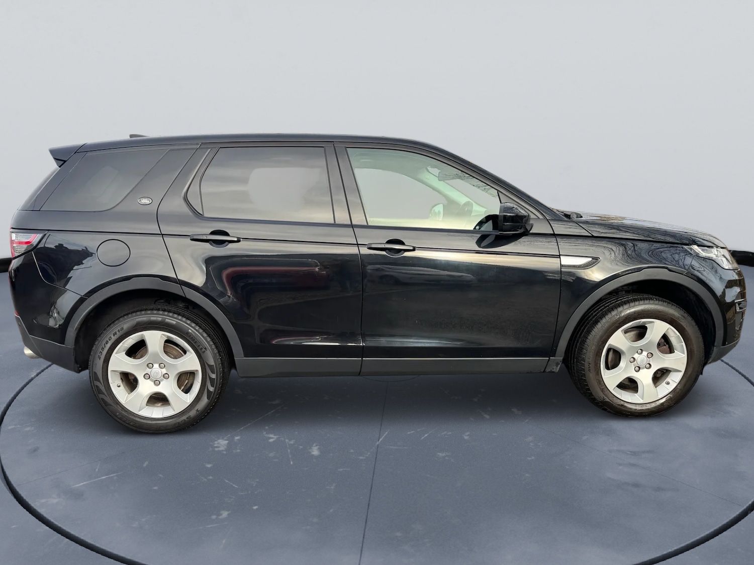 Used Land Rover Discovery Sport 2017 for sale - 76684577: Photo 13