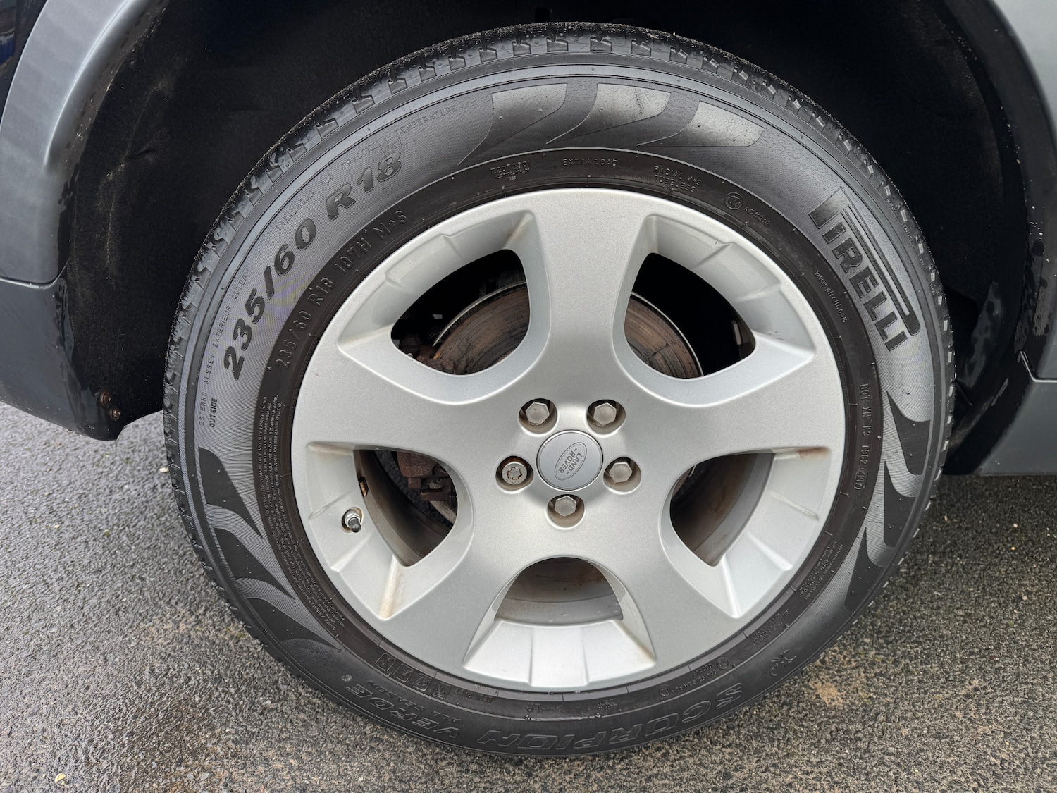 Used Land Rover Discovery Sport 2017 for sale - 76684577: Photo 15