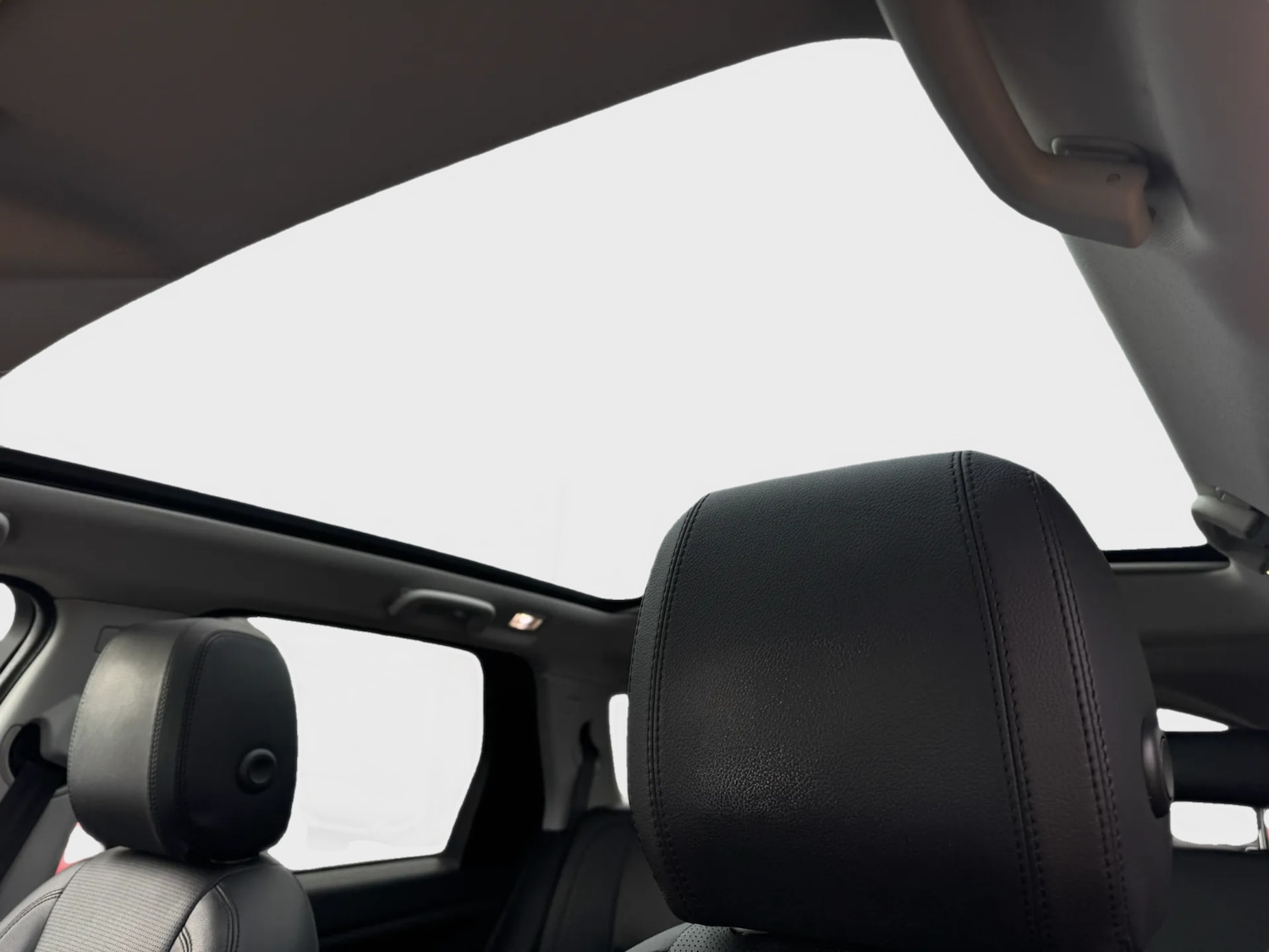 Used Land Rover Discovery Sport 2017 for sale - 76684577: Photo 27