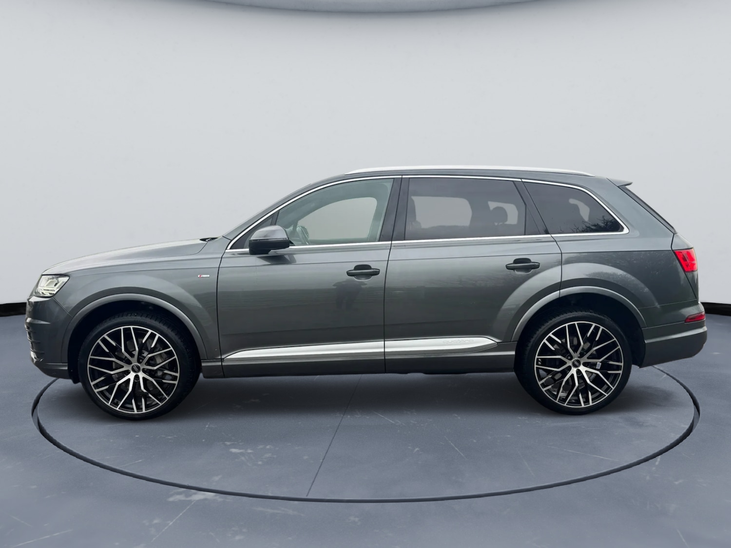 Used Audi Q7 2018 for sale - 77298455: Photo 11