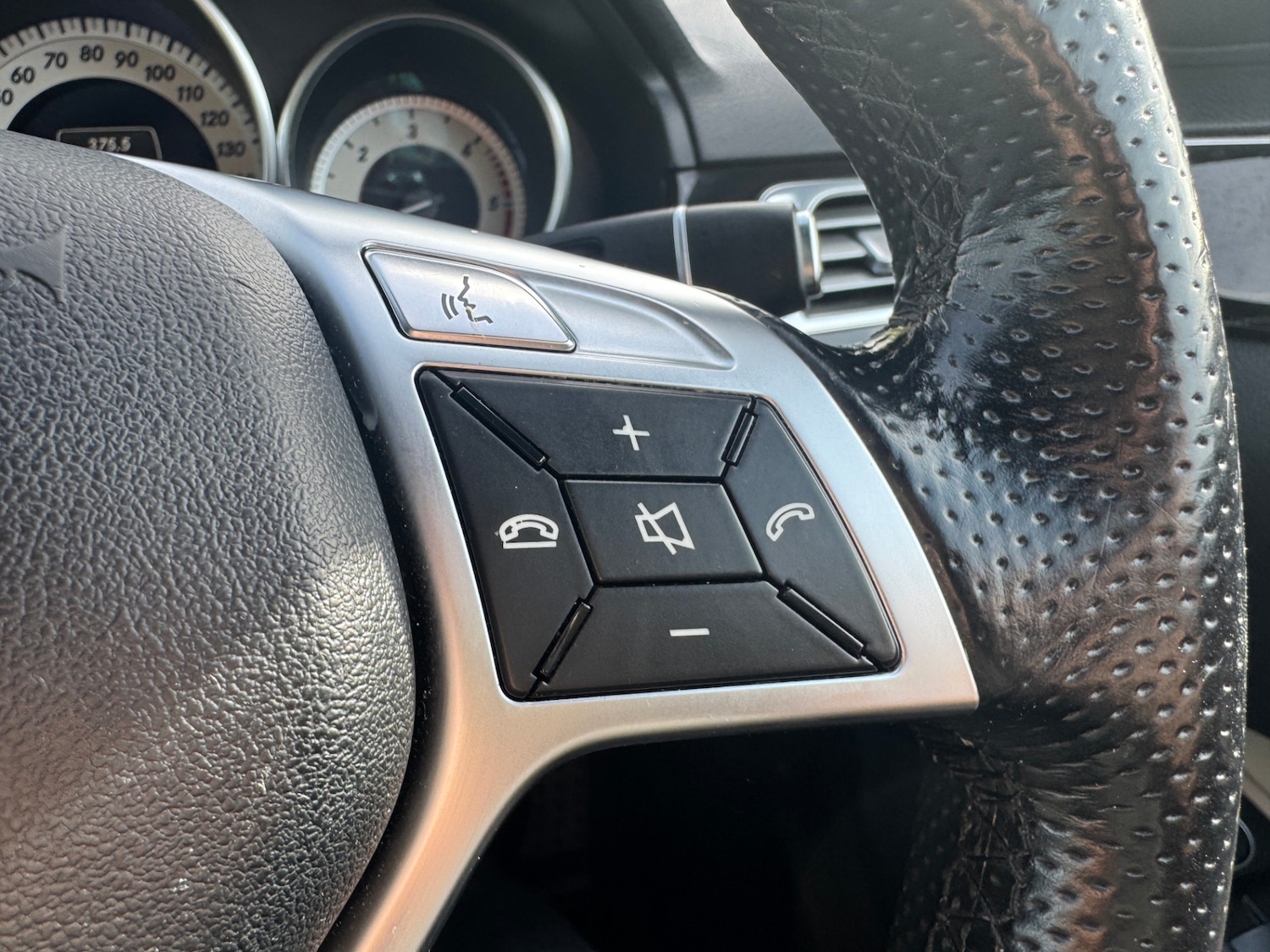 Used Mercedes-Benz E Class 2014 for sale - 78199177: Photo 10