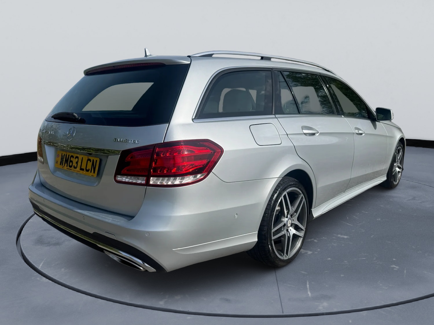 Used Mercedes-Benz E Class 2014 for sale - 78199177: Photo 11