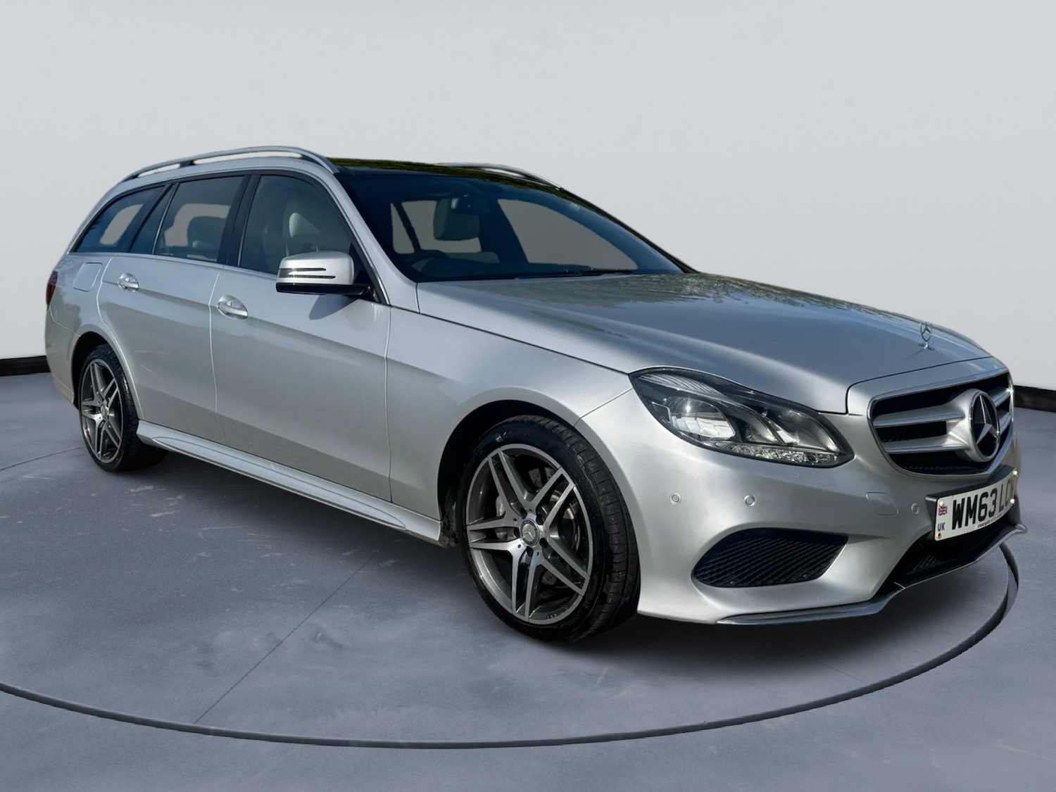 Used Mercedes-Benz E Class 2014 for sale - 78199177: Photo 27