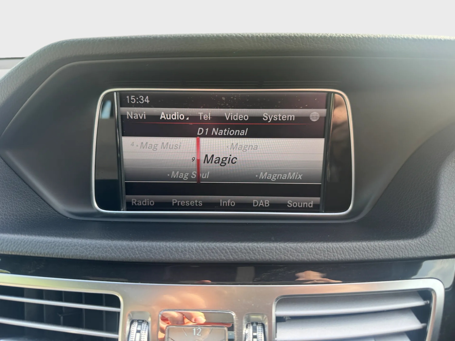 Used Mercedes-Benz E Class 2014 for sale - 78199177: Photo 28