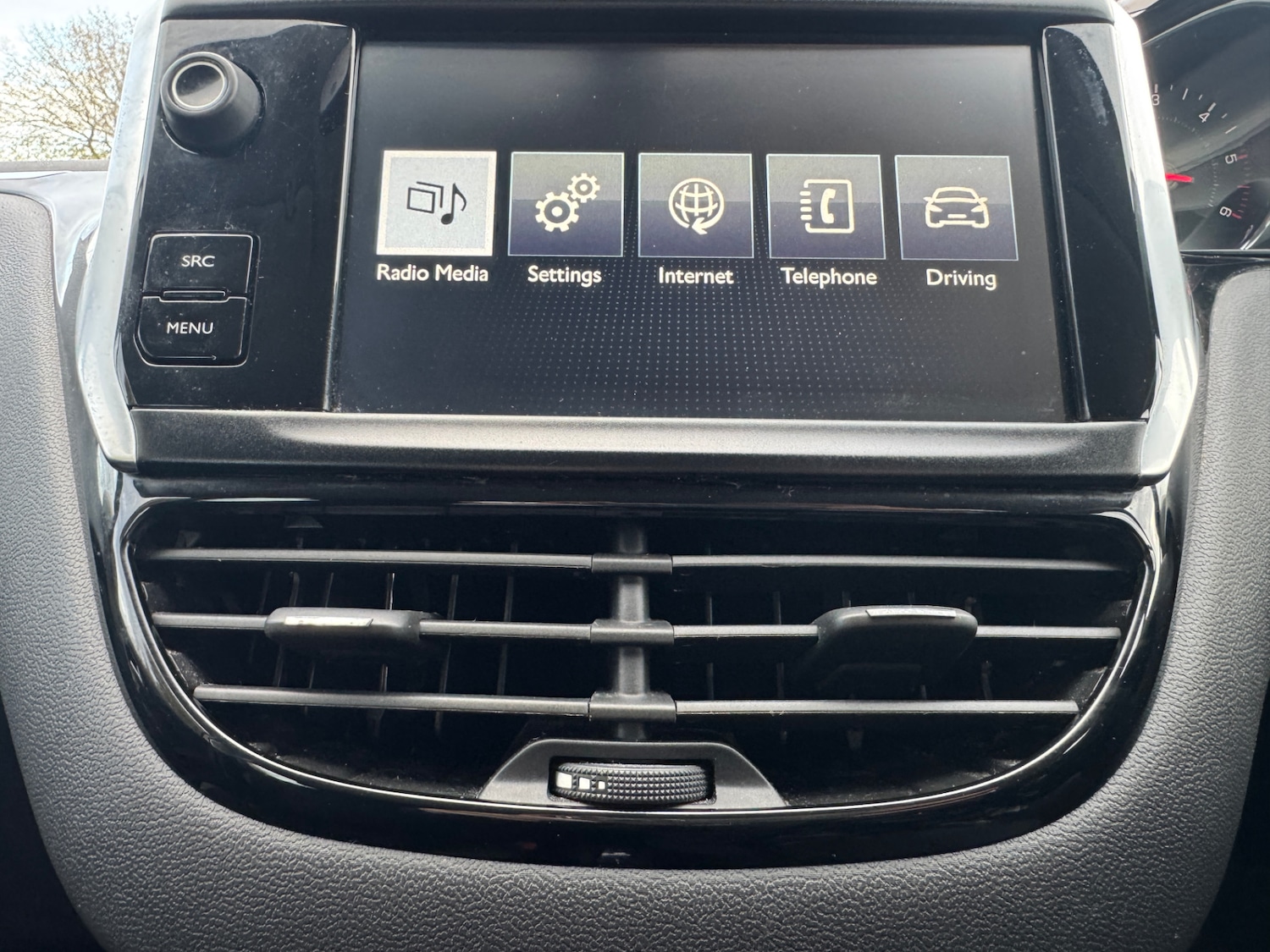 Used Peugeot 208 2014 for sale - 76464787: Photo 25