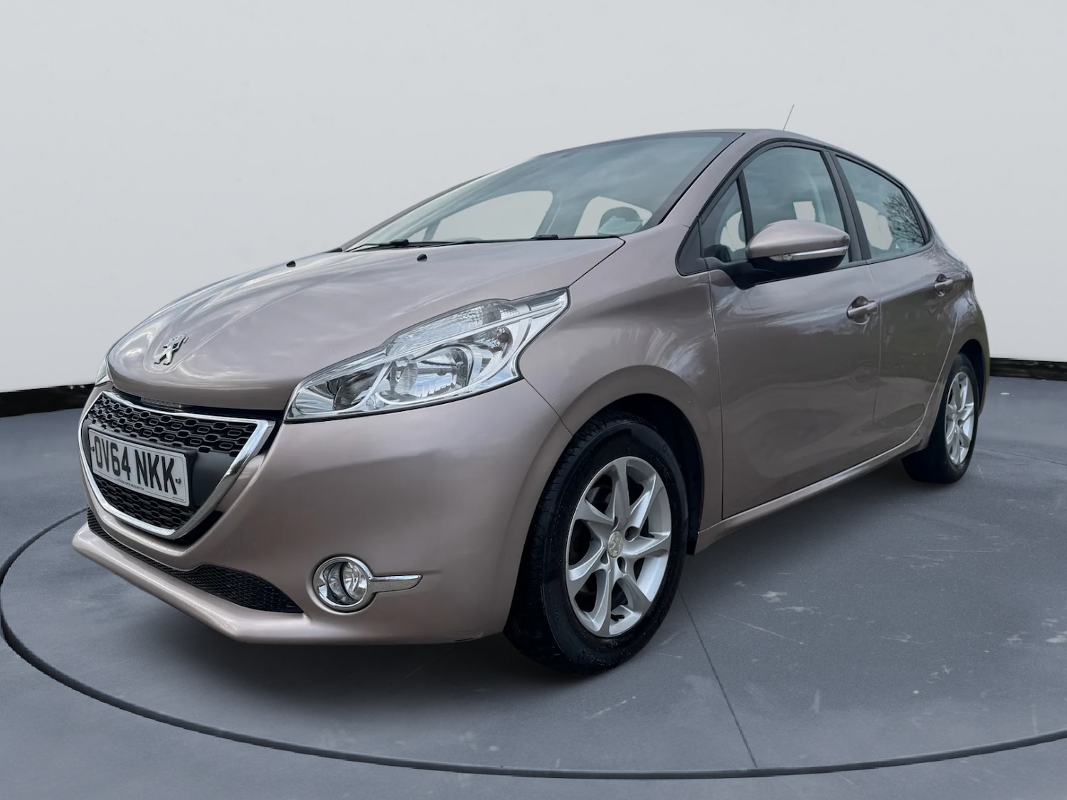 Used Peugeot 208 2014 for sale - 76464787: Photo 5