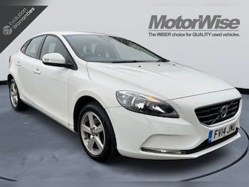 2014 (14) - T2 ES 5dr - BLUETOOTH - AUTO LIGHTS