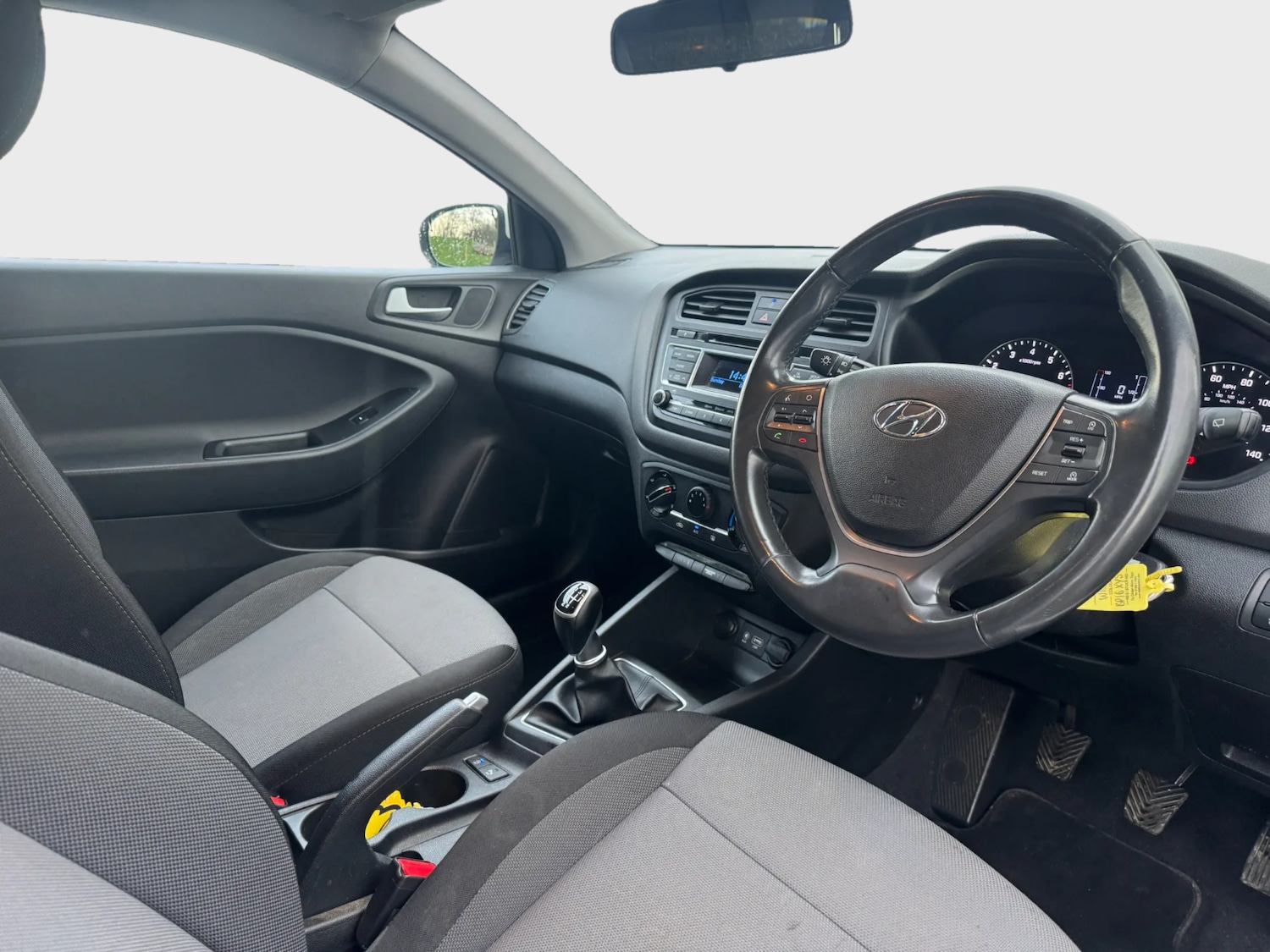 Used Hyundai i20 2016 for sale - 77545095: Photo 2