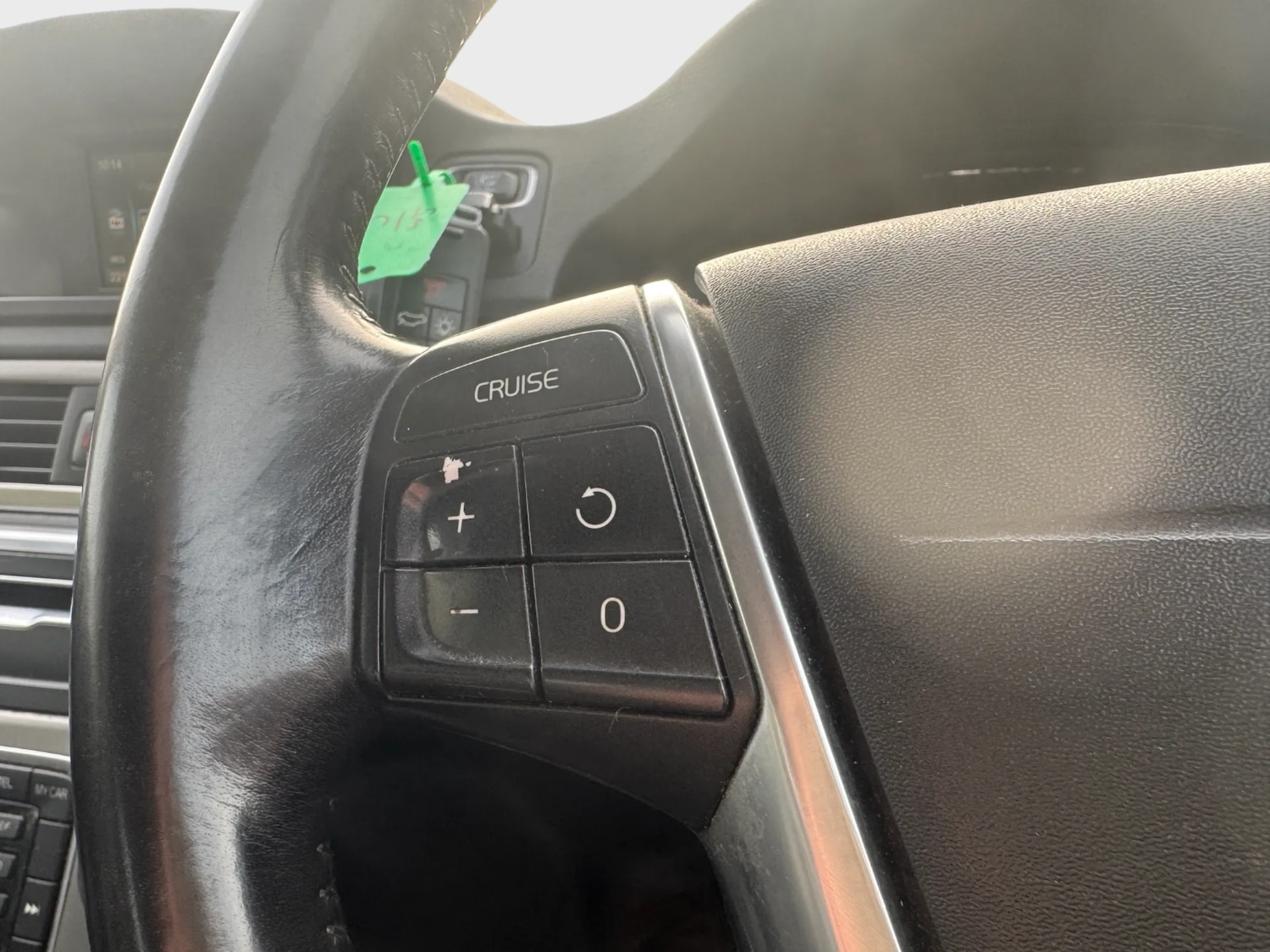 Used Volvo V70 2012 for sale - 77365583: Photo 10