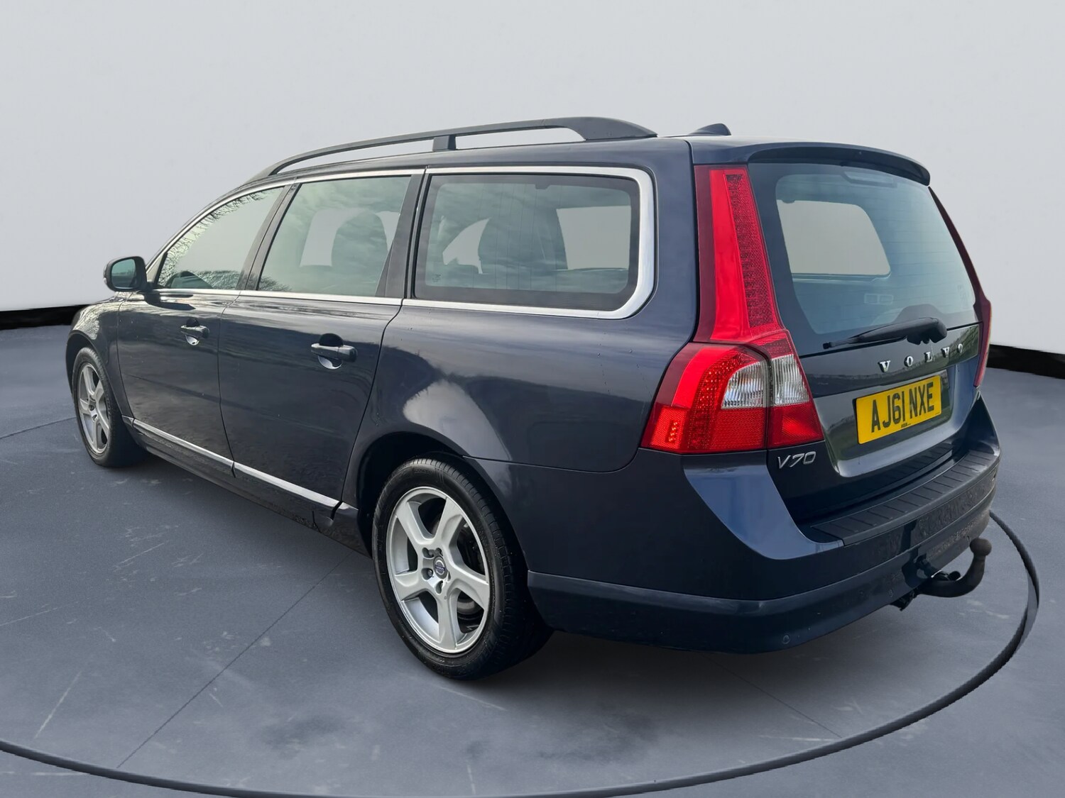Used Volvo V70 2012 for sale - 77365583: Photo 11