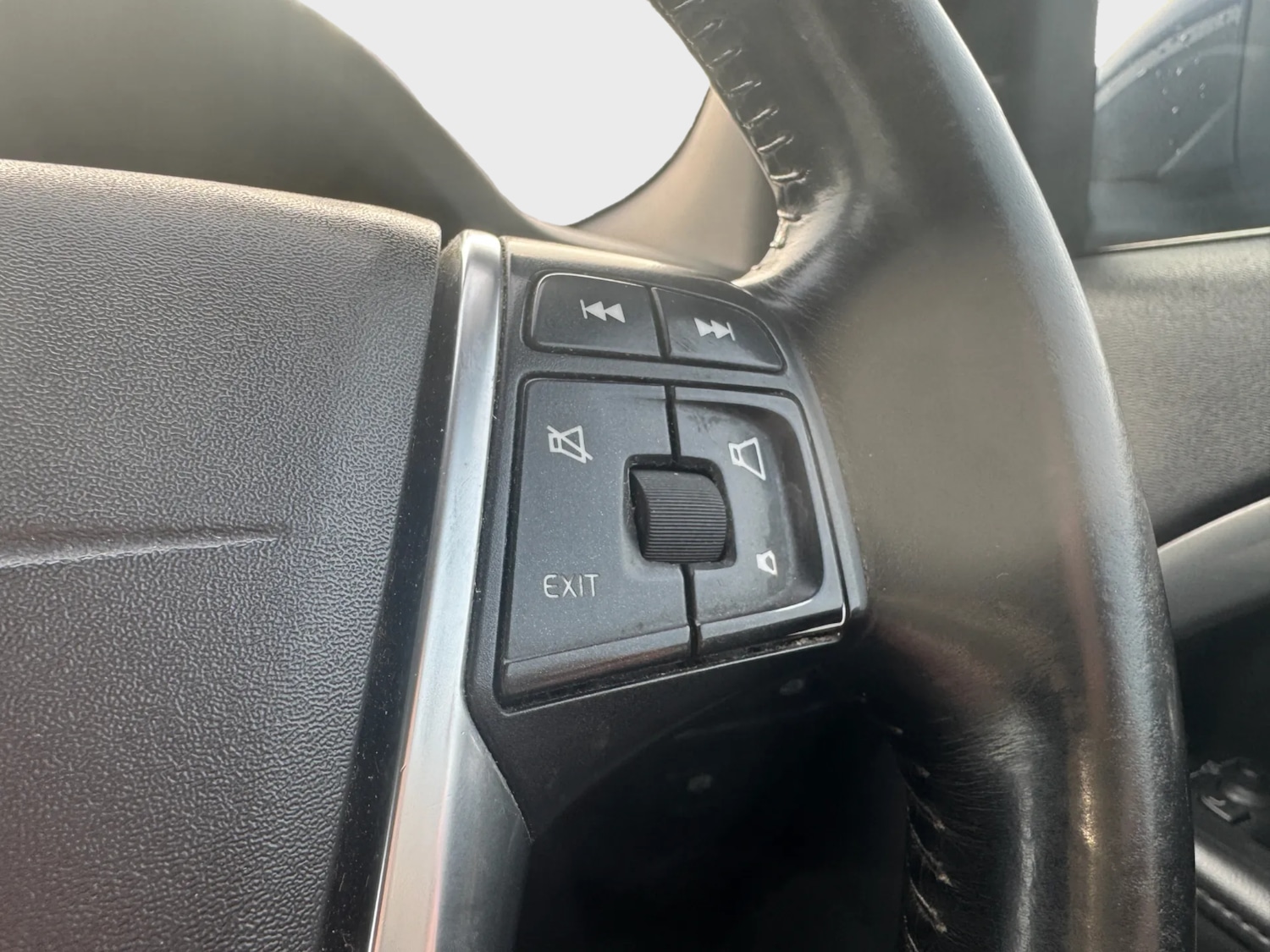 Used Volvo V70 2012 for sale - 77365583: Photo 12