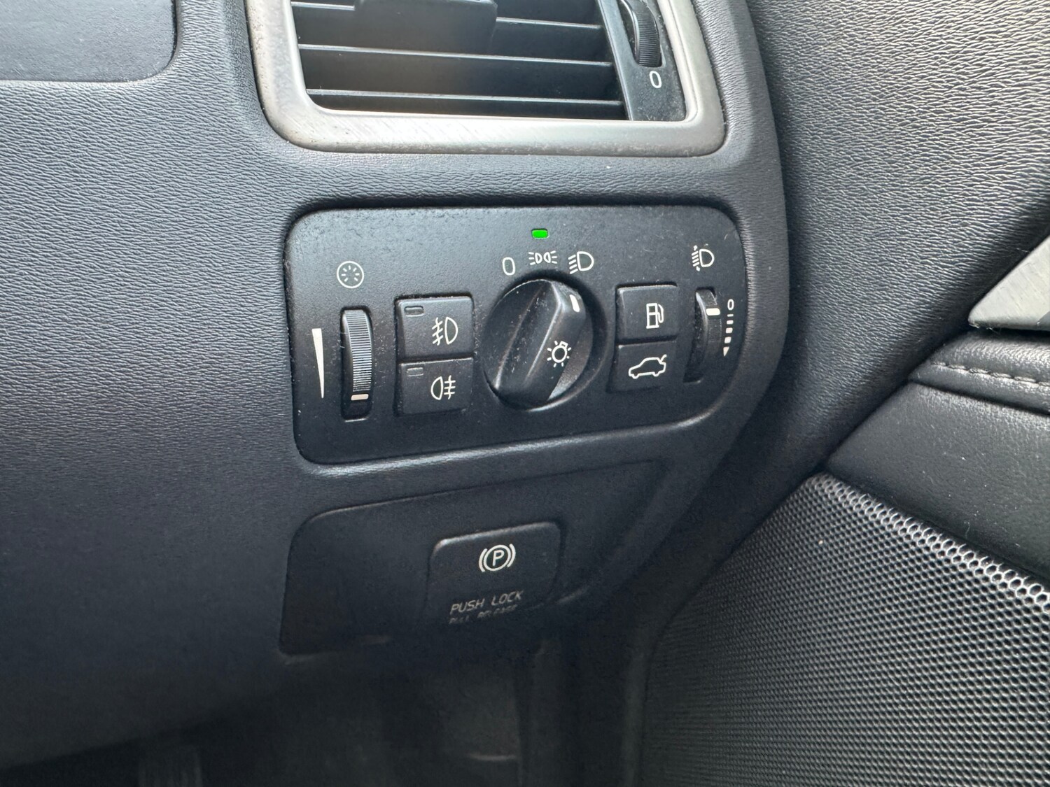 Used Volvo V70 2012 for sale - 77365583: Photo 20