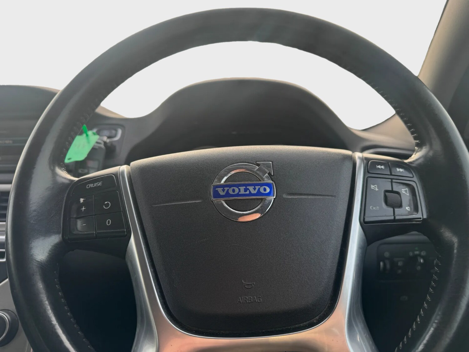 Used Volvo V70 2012 for sale - 77365583: Photo 6