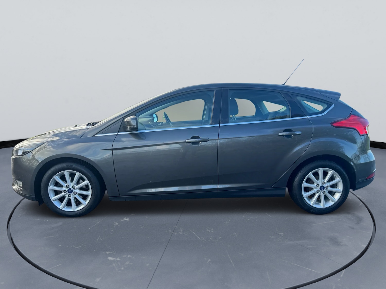 Used Ford Focus 2015 for sale - 76505556: Photo 13