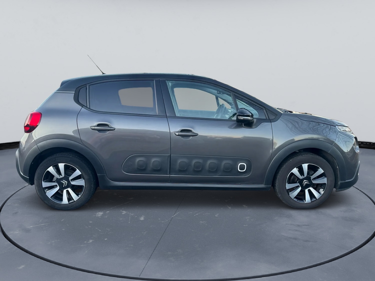 Used Citroen C3 2018 for sale - 76780460: Photo 13