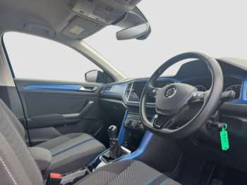 Used Volkswagen T-Roc 2021 for sale - 74152820: Photo