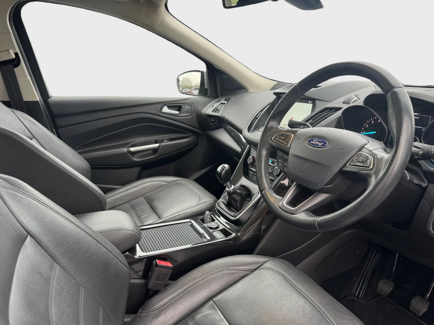 Used Ford Kuga 2017 for sale - 77247666: Photo 2