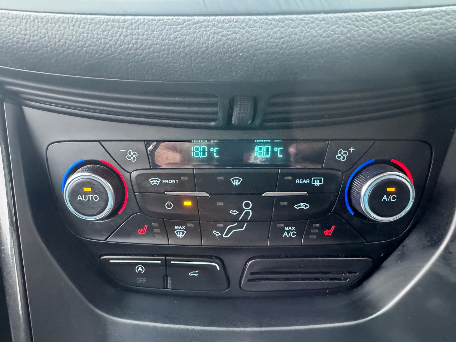 Used Ford Kuga 2017 for sale - 77247666: Photo 21