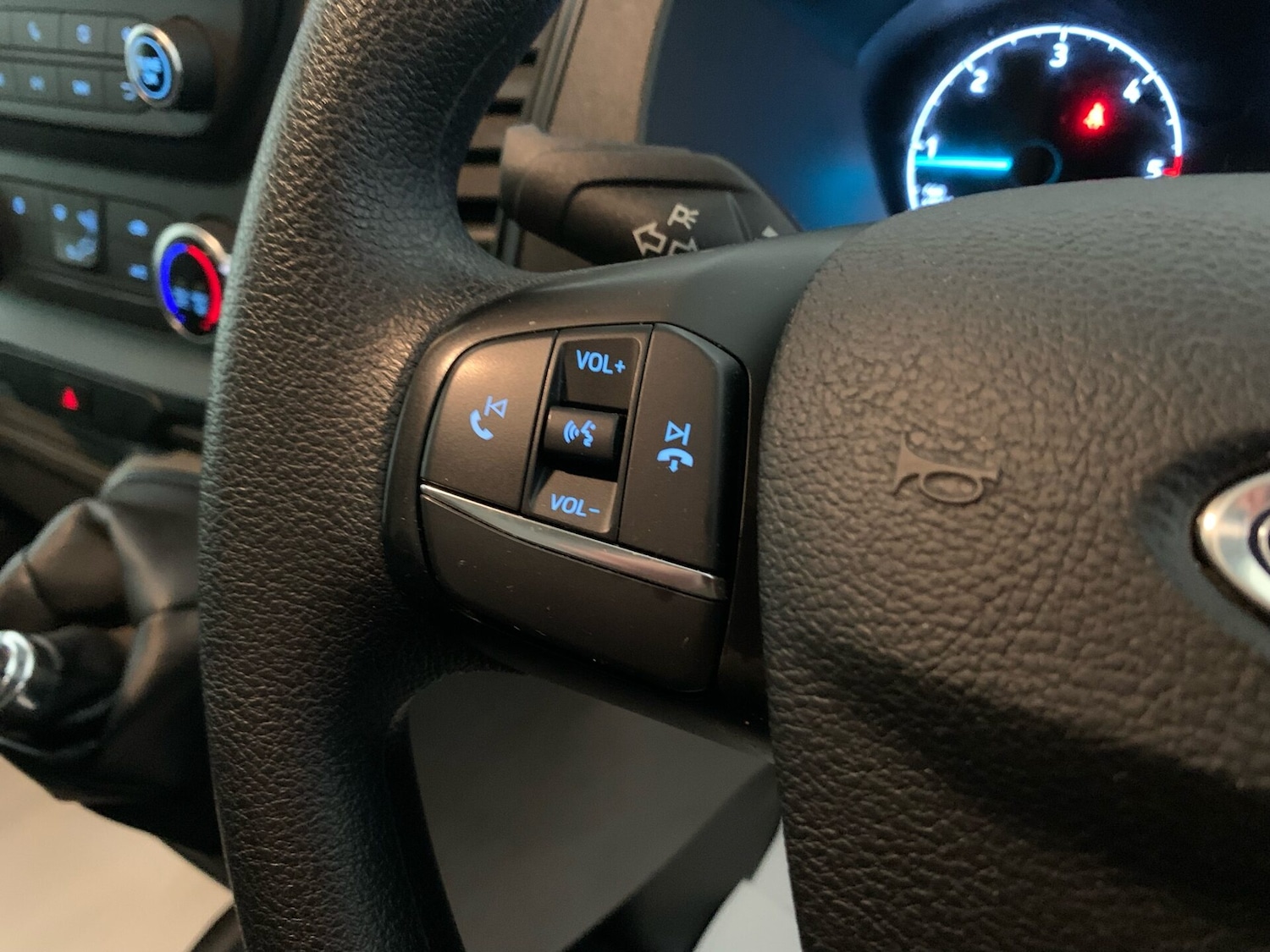 Used Ford Transit 2024 for sale - 76413858: Photo 16