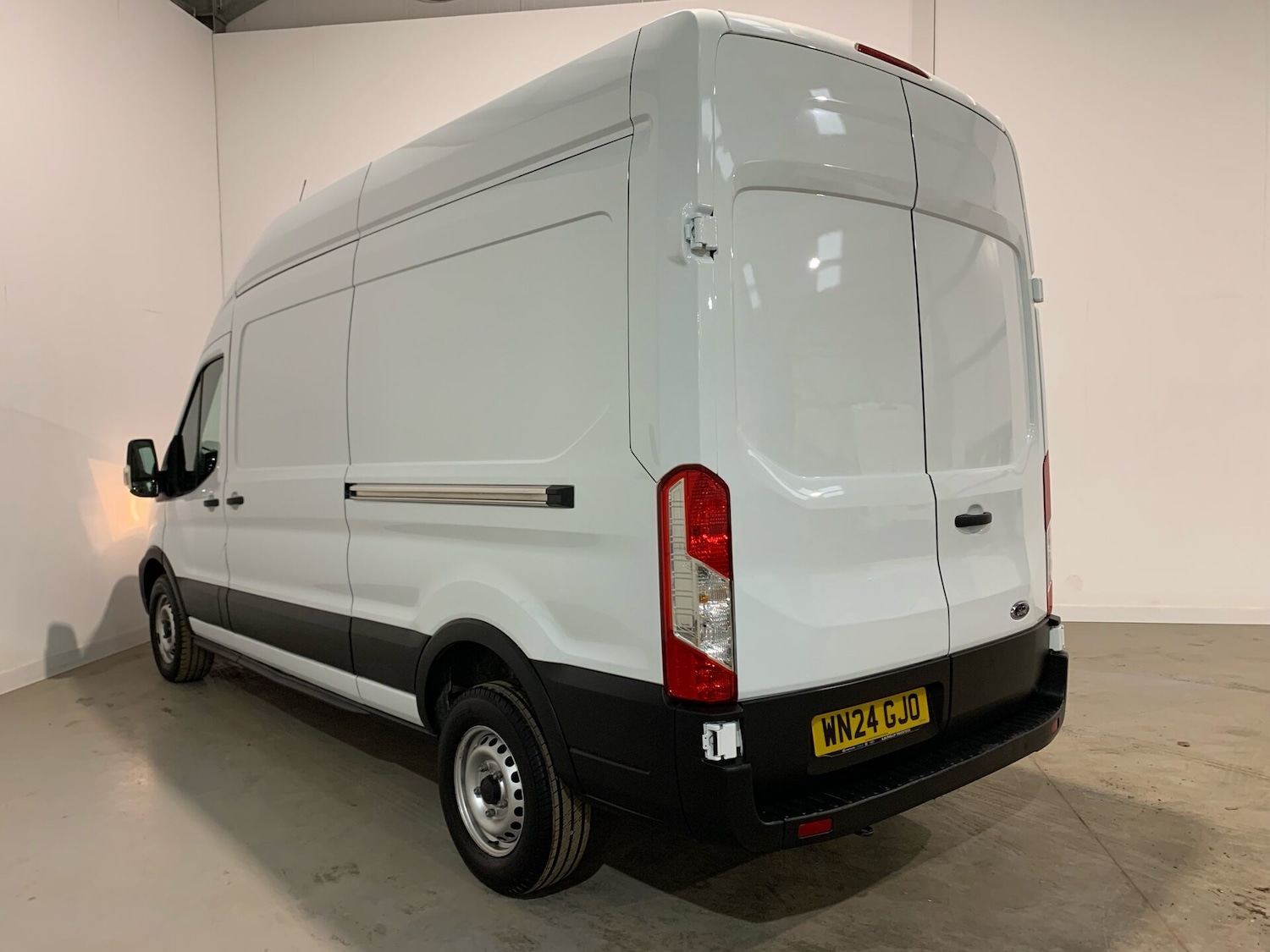 Used Ford Transit 2024 for sale - 76413858: Photo 6