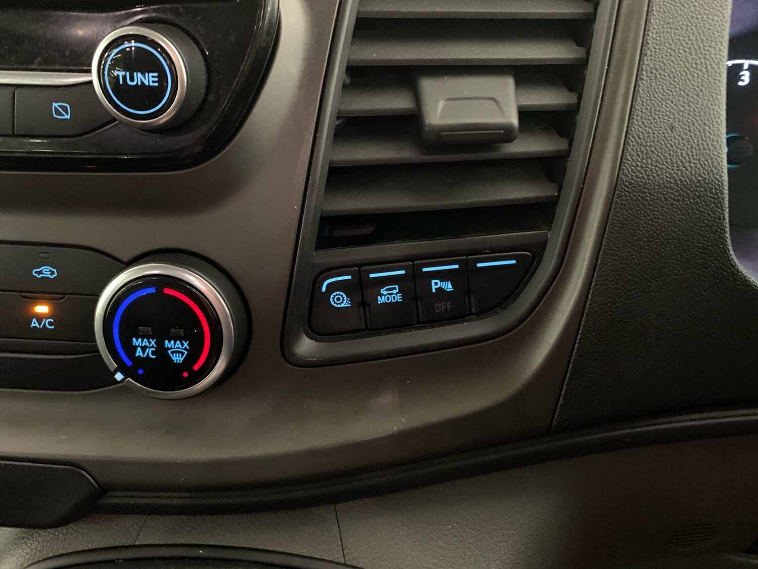 Used Ford Transit 2020 for sale - 76506071: Photo 24