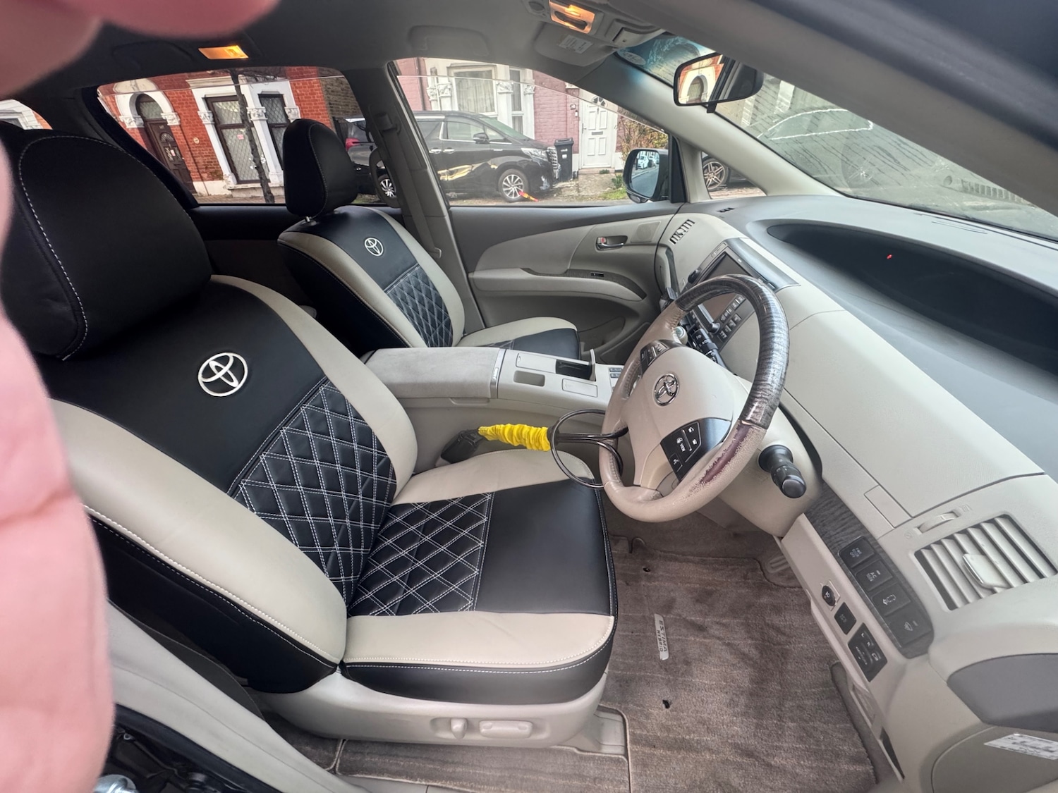 Used Toyota Estima 2025 for sale - 77590330: Photo 13