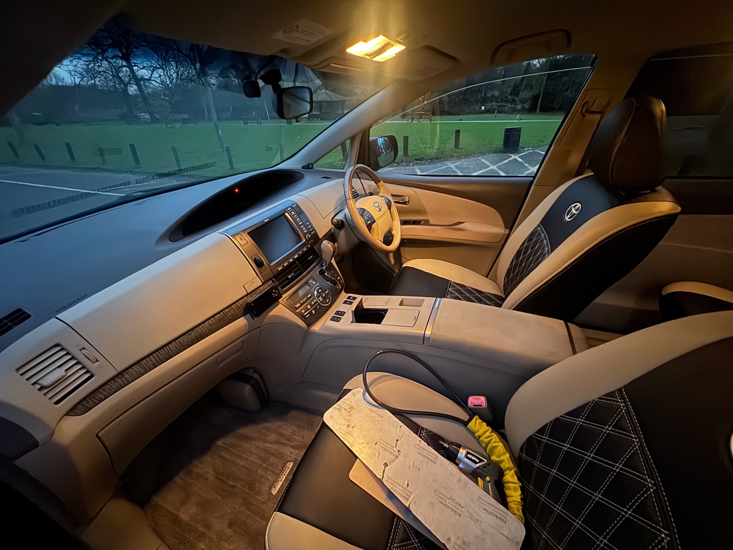 Used Toyota Estima 2025 for sale - 77590330: Photo 15