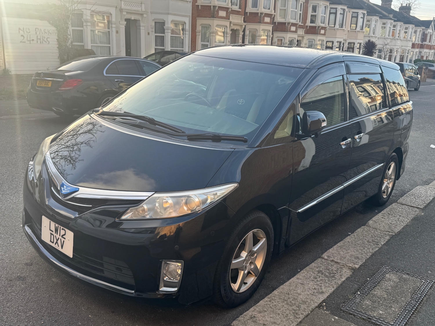 Used Toyota Estima 2025 for sale - 77590330: Photo 5