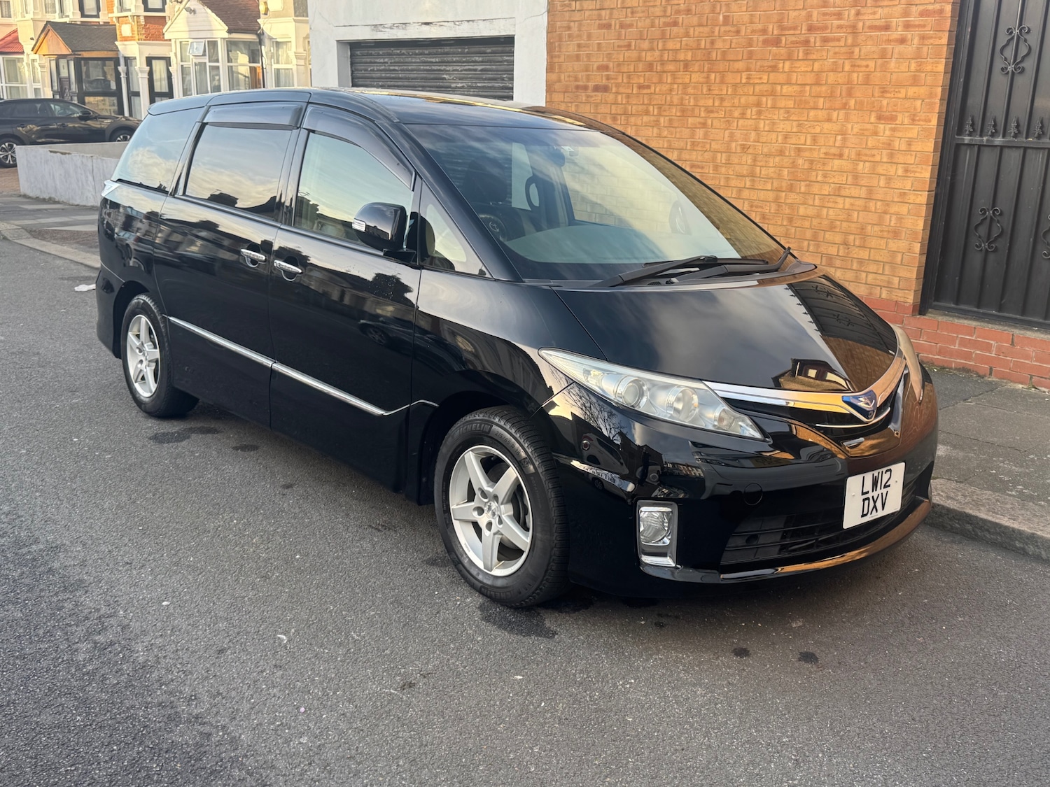 Used Toyota Estima 2025 for sale - 77590330: Photo 6