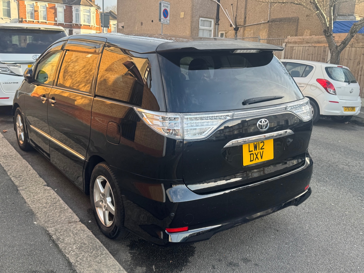 Used Toyota Estima 2025 for sale - 77590330: Photo 8