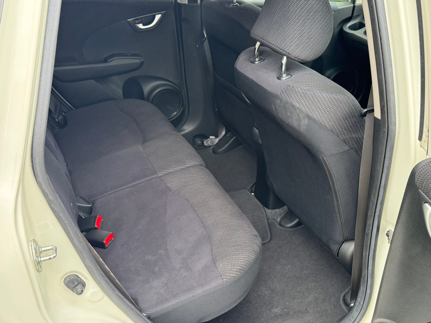 Used Honda Jazz 2012 for sale - 77688631: Photo 16