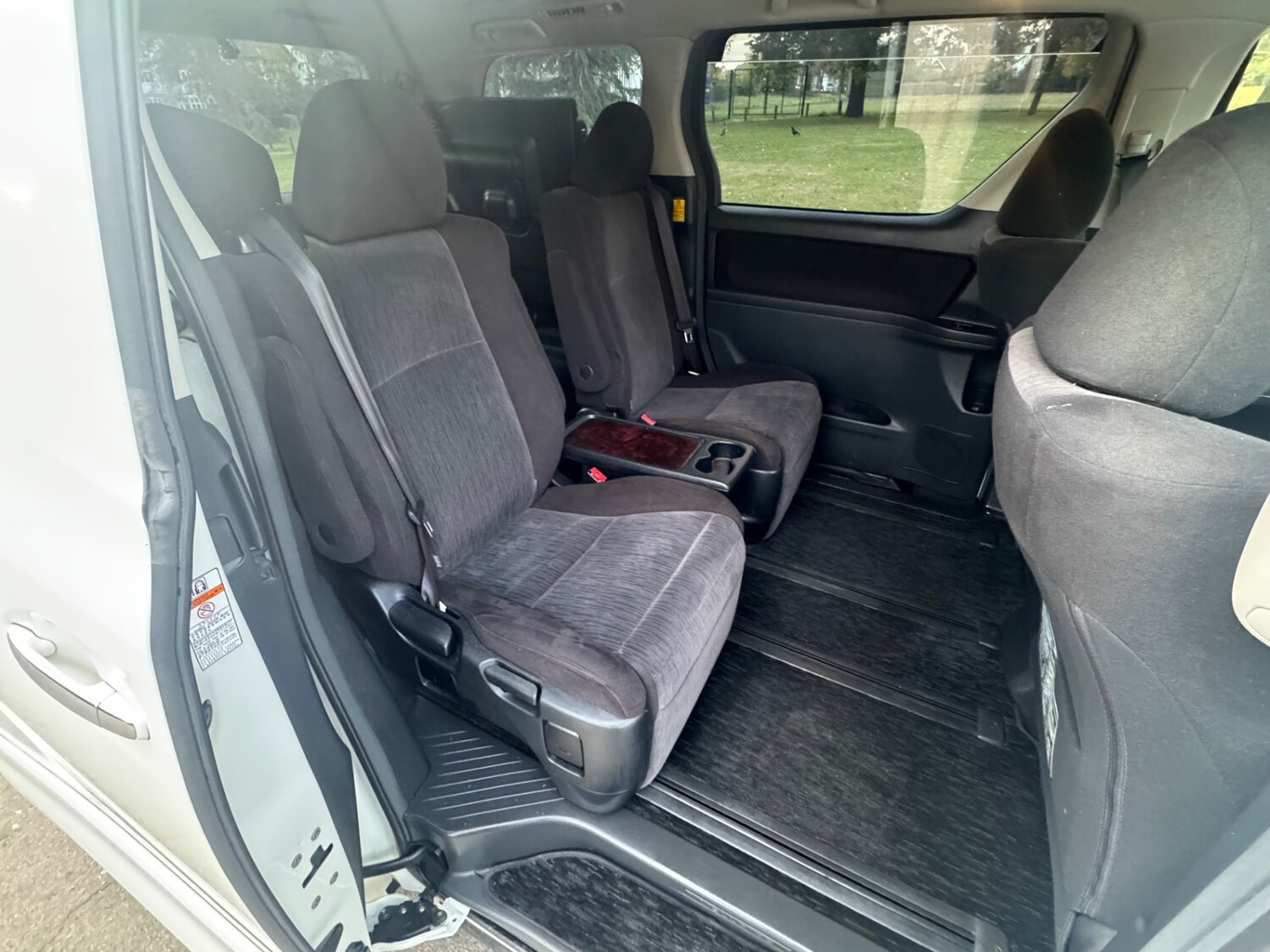 Used Toyota Vellfire 2025 for sale - 77591903: Photo 14