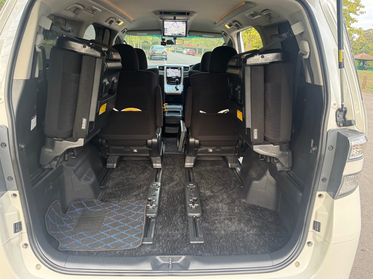 Used Toyota Vellfire 2025 for sale - 77591903: Photo 16